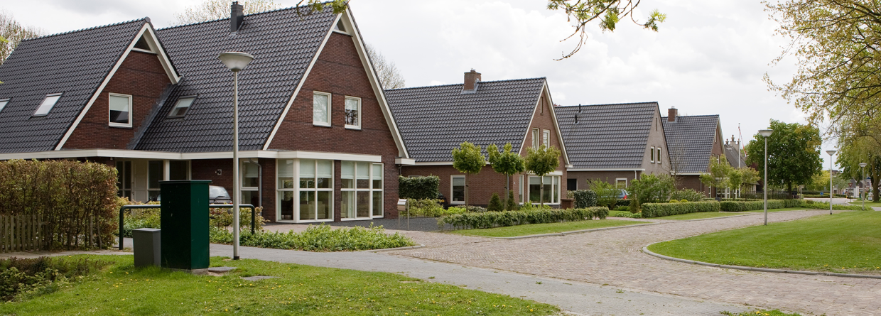 Huizen in een groene woonomgeving